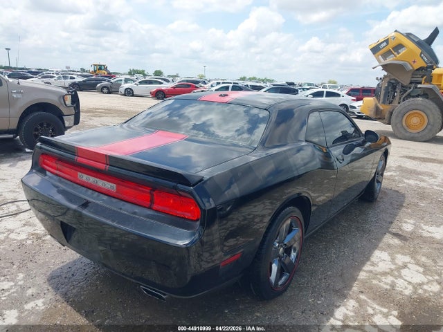 44910999 :رقم المزاد ، 2C3CDYAG8DH674446 vin ، 2013 Dodge Challenger Rallye Redline مزاد بيع