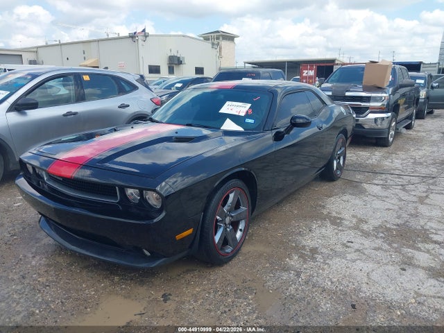 44910999 :رقم المزاد ، 2C3CDYAG8DH674446 vin ، 2013 Dodge Challenger Rallye Redline مزاد بيع