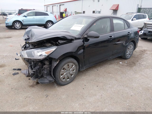 44911003 :رقم المزاد ، 3KPA24AD8LE312912 vin ، 2020 Kia Rio Lx مزاد بيع