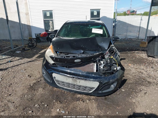 44911032 :رقم المزاد ، KNADN5A3XD6318510 vin ، 2013 Kia Rio Ex مزاد بيع