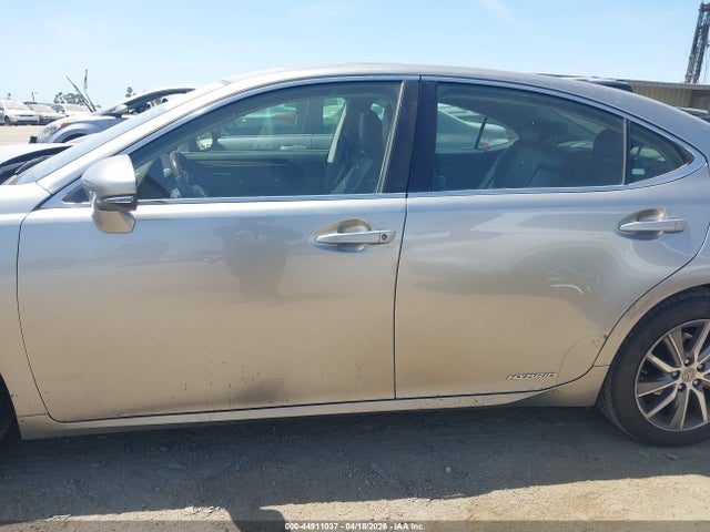 Aukcja sprzedaży 2016 Lexus Es 300h, vin: JTHBW1GG2G2106155, numer aukcji: 44911037