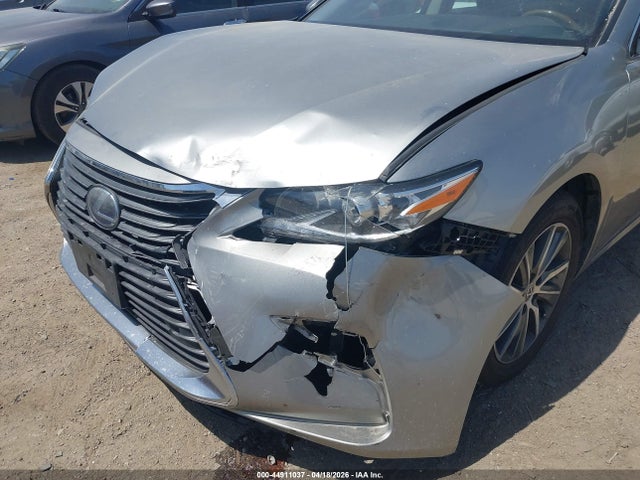 Aukcja sprzedaży 2016 Lexus Es 300h, vin: JTHBW1GG2G2106155, numer aukcji: 44911037