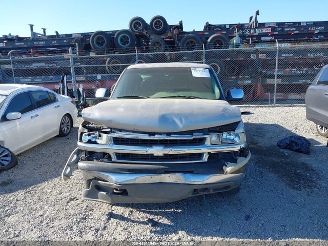 2002 Chevrolet Silverado 1500 Ls მანქანა იყიდება აუქციონზე, vin: 2GCEC19VX21183173, აუქციონის ნომერი: 44911045