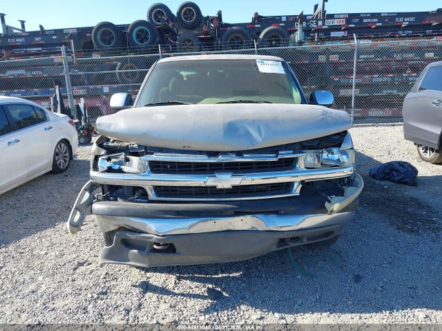 2002 Chevrolet Silverado 1500 Ls მანქანა იყიდება აუქციონზე, vin: 2GCEC19VX21183173, აუქციონის ნომერი: 44911045