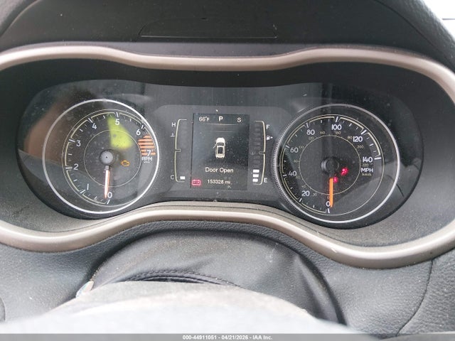 Продажа на аукционе авто 2016 Jeep Cherokee Latitude, vin: 1C4PJLCB5GW208344, номер лота: 44911051