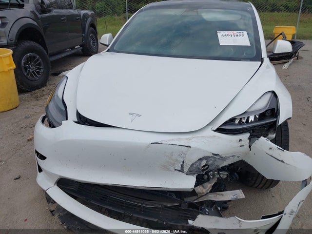 2023 Tesla Model 3 Rear-wheel Drive მანქანა იყიდება აუქციონზე, vin: 5YJ3E1EA1PF438382, აუქციონის ნომერი: 44911055