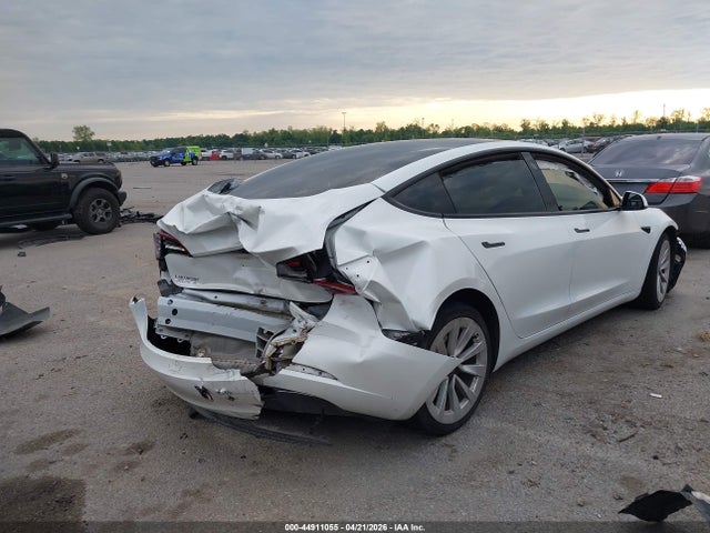 2023 Tesla Model 3 Rear-wheel Drive მანქანა იყიდება აუქციონზე, vin: 5YJ3E1EA1PF438382, აუქციონის ნომერი: 44911055