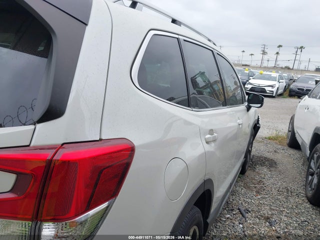 JF2SKAMC5RH481926 Subaru Forester Touring