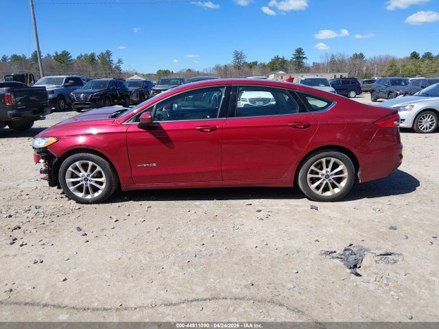 Продажа на аукционе авто 2019 Ford Fusion Hybrid Se, vin: 3FA6P0LU4KR206175, номер лота: 44911090
