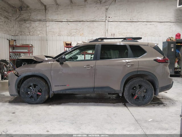 Aukcja sprzedaży 2025 Nissan Rogue Rock Creek, vin: 5N1BT3BB0SC779817, numer aukcji: 44911095