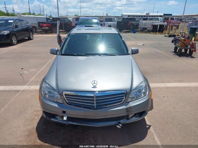 44911099 :رقم المزاد ، WDDGF5EB7BR140944 vin ، 2011 Mercedes-benz C 300 مزاد بيع
