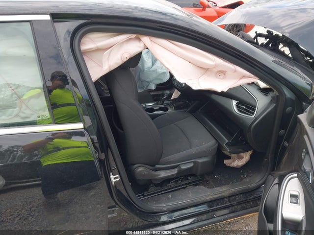 2025 CHEVROLET MALIBU 1G1ZD5ST9SF149127 Photo 4