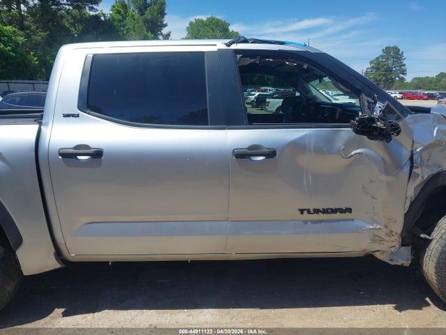 44911122 :رقم المزاد ، 5TFLA5DB1RX171069 vin ، 2024 Toyota Tundra Sr5 مزاد بيع