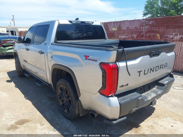 44911122 :رقم المزاد ، 5TFLA5DB1RX171069 vin ، 2024 Toyota Tundra Sr5 مزاد بيع