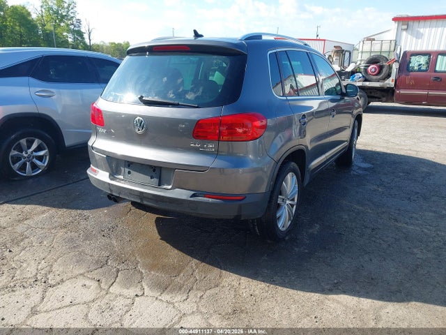 2013 VOLKSWAGEN TIGUAN WVGBV3AX6DW601600 Photo 3