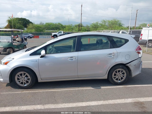 Toyota Prius V Five/four/three/two 2017 JTDZN3EU9HJ070673 Image 14