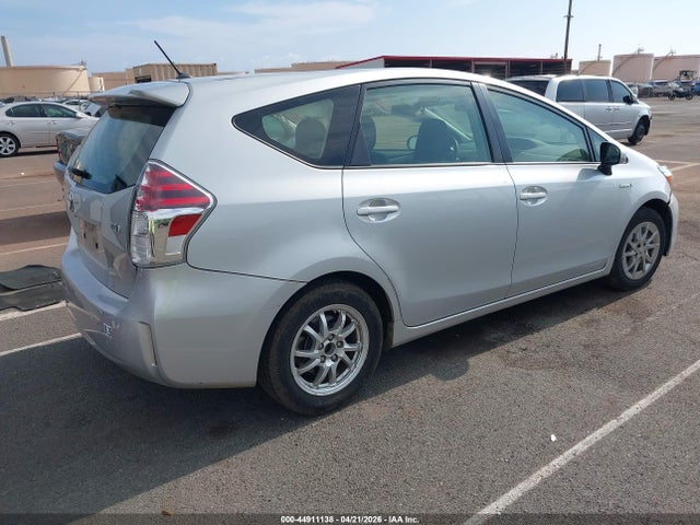 Toyota Prius V Five/four/three/two 2017 JTDZN3EU9HJ070673 Image 4