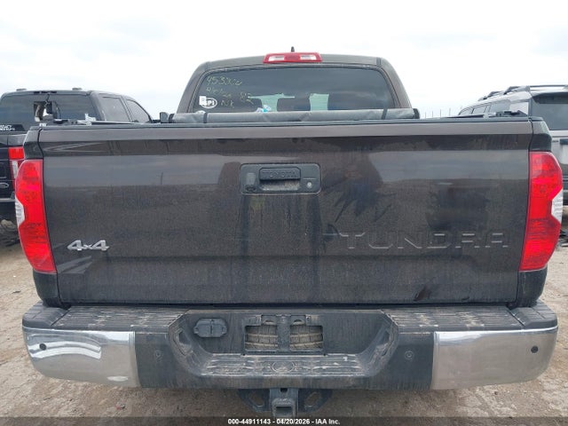 Продаж на аукціоні авто 2021 Toyota Tundra, vin: 5TFAY5F17MX956650, номер лоту: 44911143