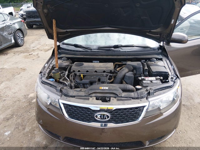 44911147 :رقم المزاد ، KNAFU4A24D5717318 vin ، 2013 Kia Forte Ex مزاد بيع