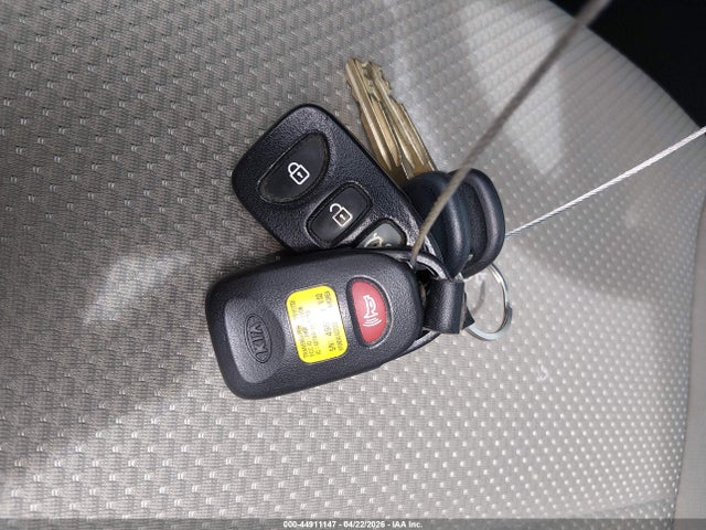 44911147 :رقم المزاد ، KNAFU4A24D5717318 vin ، 2013 Kia Forte Ex مزاد بيع