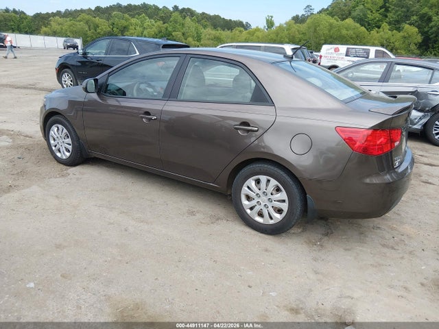 44911147 :رقم المزاد ، KNAFU4A24D5717318 vin ، 2013 Kia Forte Ex مزاد بيع