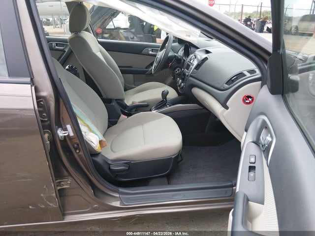 44911147 :رقم المزاد ، KNAFU4A24D5717318 vin ، 2013 Kia Forte Ex مزاد بيع