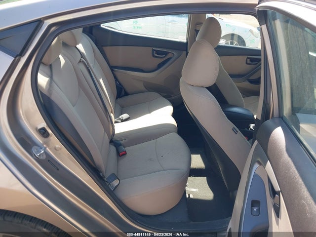 Продажа на аукционе авто 2014 Hyundai Elantra Se, vin: 5NPDH4AE3EH464390, номер лота: 44911149