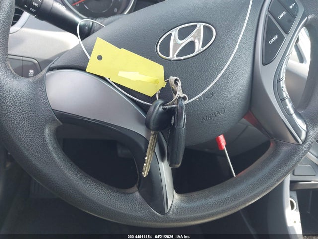 2014 Hyundai Elantra Se მანქანა იყიდება აუქციონზე, vin: 5NPDH4AEXEH468243, აუქციონის ნომერი: 44911154