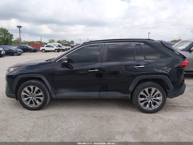 Продажа на аукционе авто 2020 Toyota Rav4 Limited, vin: 2T3N1RFV5LC112367, номер лота: 44911171