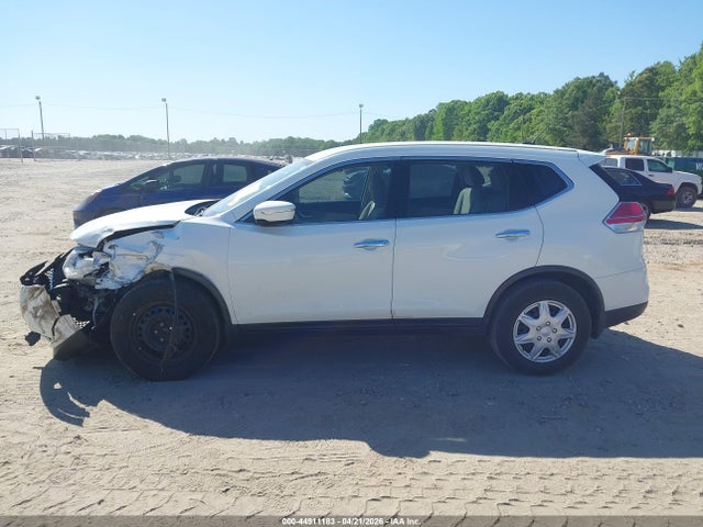 Продажа на аукционе авто 2015 Nissan Rogue S, vin: KNMAT2MT7FP579080, номер лота: 44911183