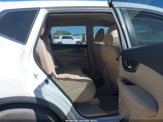 Продажа на аукционе авто 2015 Nissan Rogue S, vin: KNMAT2MT7FP579080, номер лота: 44911183