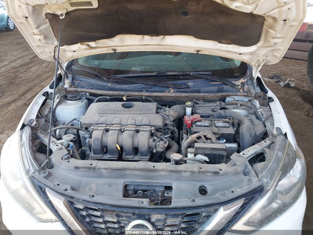 2017 Nissan Sentra Sv მანქანა იყიდება აუქციონზე, vin: 3N1AB7AP3HL647562, აუქციონის ნომერი: 44911186
