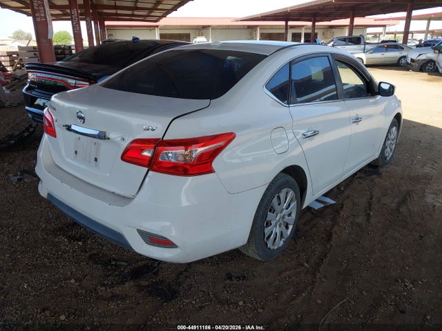 2017 Nissan Sentra Sv მანქანა იყიდება აუქციონზე, vin: 3N1AB7AP3HL647562, აუქციონის ნომერი: 44911186