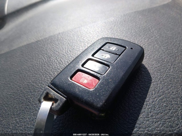 2012 Toyota Camry Hybrid Xle მანქანა იყიდება აუქციონზე, vin: 4T1BD1FK9CU015455, აუქციონის ნომერი: 44911227