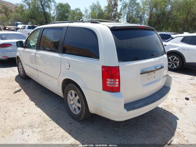 44911258 :رقم المزاد ، 2A4RR5D13AR350950 vin ، 2010 Chrysler Town & Country Touring مزاد بيع