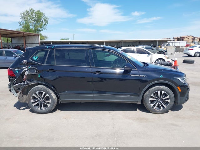 Продажа на аукционе авто 2024 Volkswagen Tiguan 2.0t S, vin: 3VVRB7AX1RM152032, номер лота: 44911269