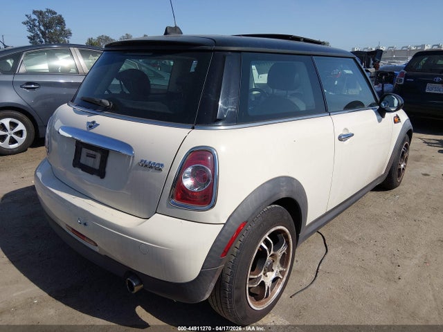 2012 MINI COOPER WMWSU3C57CT263365 Photo 3