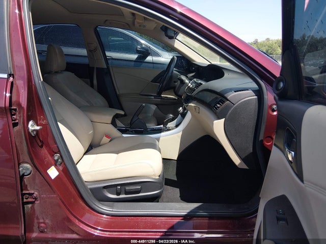 44911298 :رقم المزاد ، 1HGCR2F8XEA046899 vin ، 2014 Honda Accord Ex-l مزاد بيع