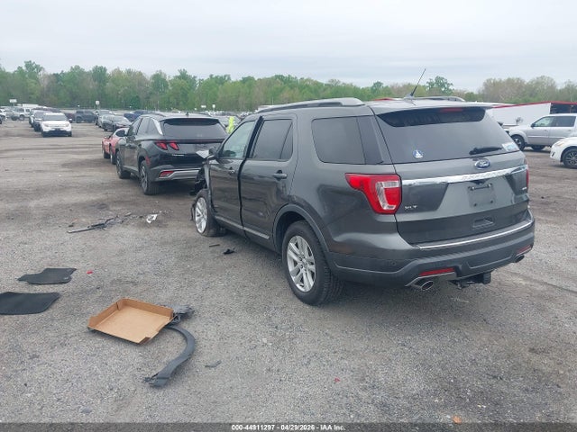 44911297 :رقم المزاد ، 1FM5K8D83JGC89653 vin ، 2018 Ford Explorer Xlt مزاد بيع