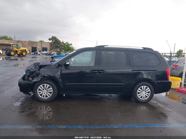 Продажа на аукционе авто 2011 Kia Sedona Lx, vin: KNDMG4C79B6413726, номер лота: 44911310