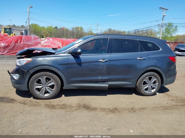 Продажа на аукционе авто 2015 Hyundai Santa Fe Gls, vin: KM8SMDHF6FU088840, номер лота: 44911317