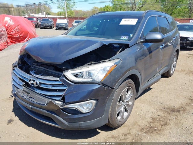 Продажа на аукционе авто 2015 Hyundai Santa Fe Gls, vin: KM8SMDHF6FU088840, номер лота: 44911317