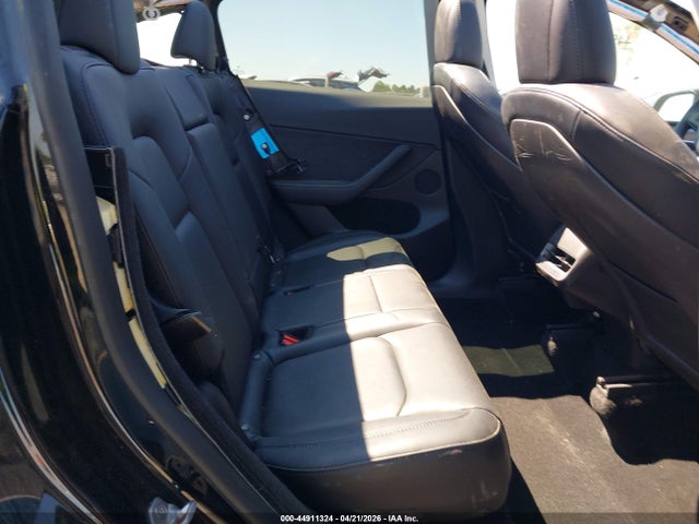 Продаж на аукціоні авто 2023 Tesla Model Y Awd/long Range Dual Motor All-wheel Drive, vin: 7SAYGDEE5PF620271, номер лоту: 44911324