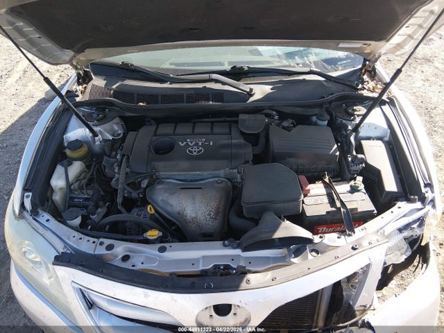 2010 Toyota Camry Le მანქანა იყიდება აუქციონზე, vin: 4T1BF3EK1AU059311, აუქციონის ნომერი: 44911323