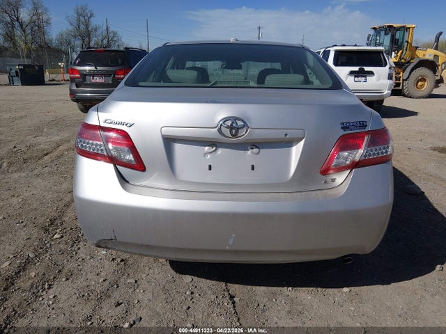 2010 Toyota Camry Le მანქანა იყიდება აუქციონზე, vin: 4T1BF3EK1AU059311, აუქციონის ნომერი: 44911323
