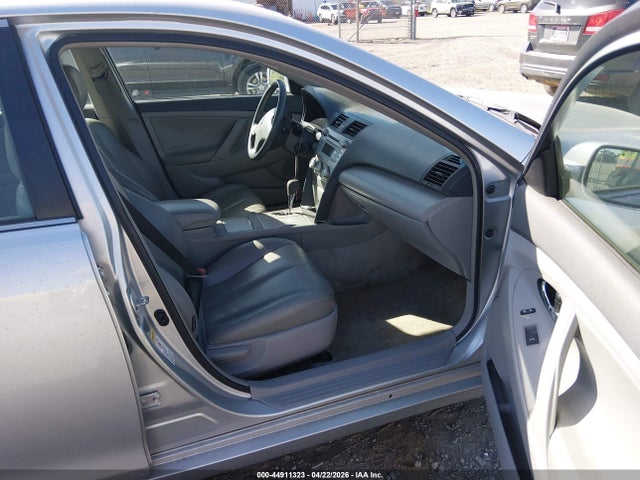 2010 Toyota Camry Le მანქანა იყიდება აუქციონზე, vin: 4T1BF3EK1AU059311, აუქციონის ნომერი: 44911323