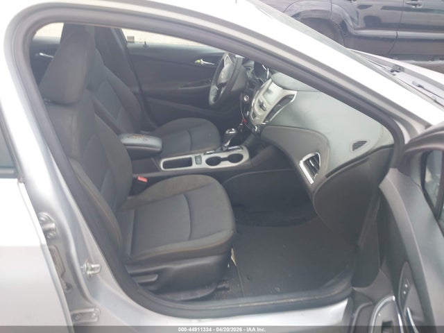 2016 CHEVROLET CRUZE 1G1BC5SM5G7262670 Photo 4