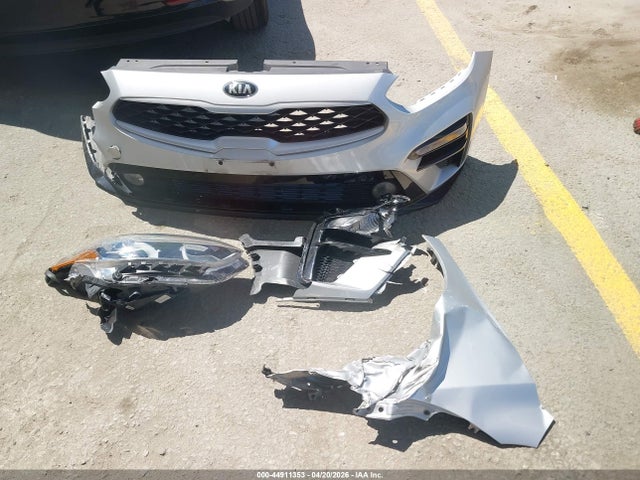 3KPF24AD9LE232511 KIA Forte Lxs