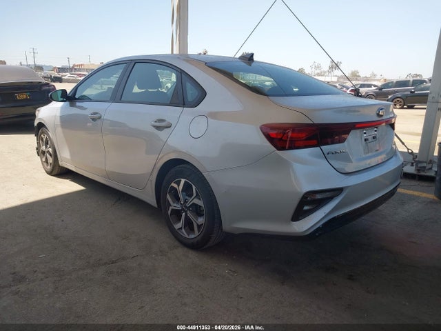 3KPF24AD9LE232511 KIA Forte Lxs