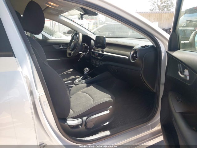 3KPF24AD9LE232511 KIA Forte Lxs